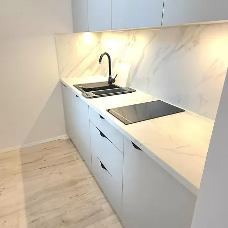 Daire Nr 9 - Kamienica Kameralna - Senatorska 4 - Dostep Na Kod Łódź